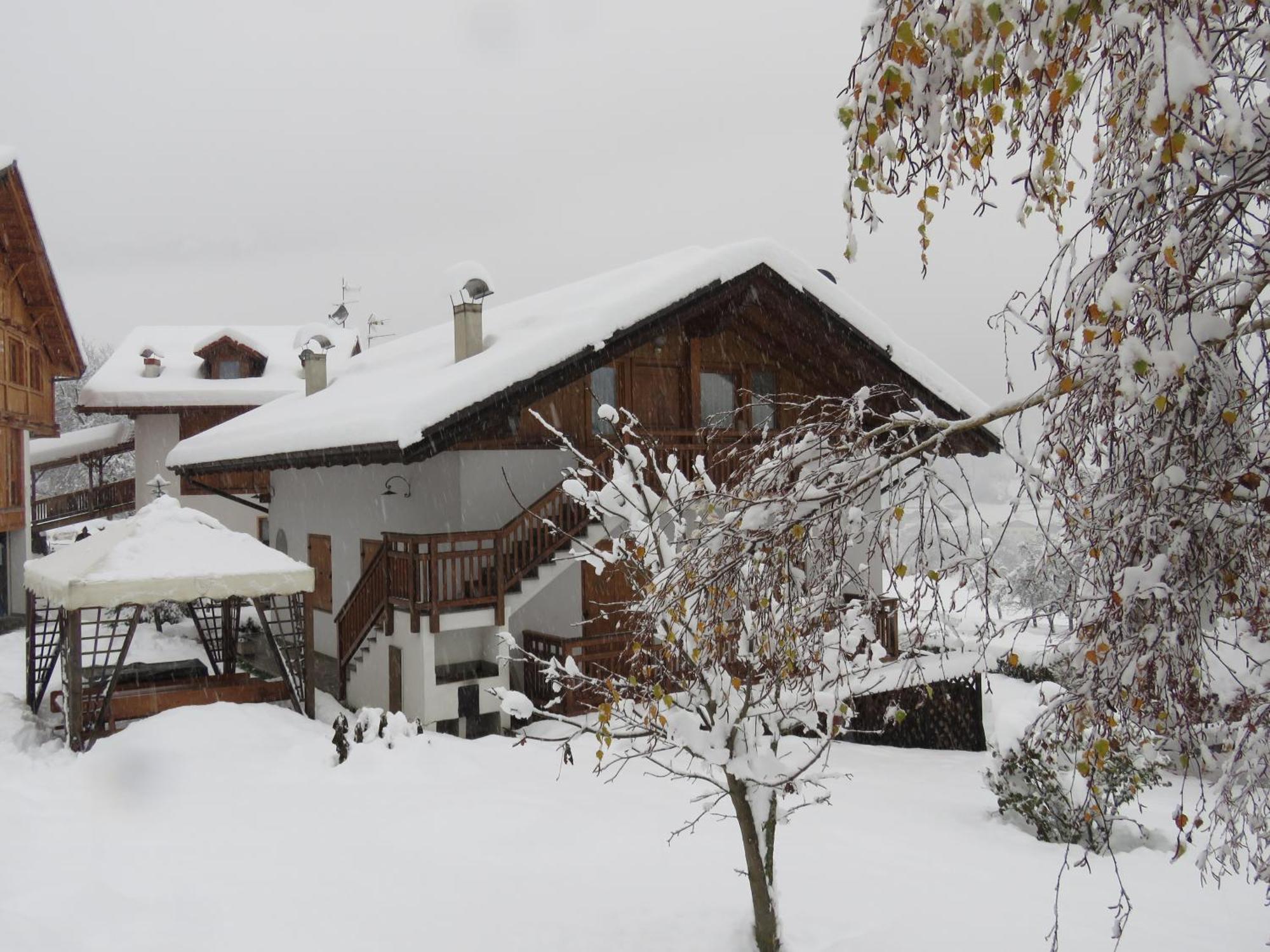 Villetta Val Di Sole Commezzadura Dış mekan fotoğraf